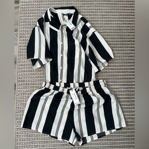 Boohoo Monochrome Striped Set